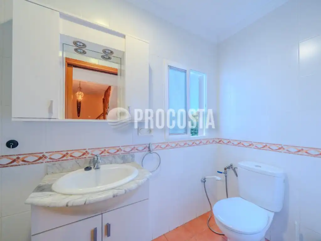 Baño de Casa o chalet en venta en Jete con Terraza y Amueblado