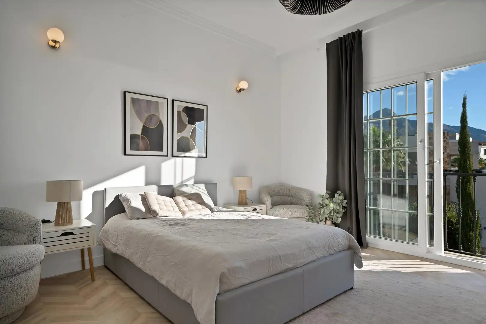 Detached homes for sale in 29 Calle Pleyades, Los Naranjos