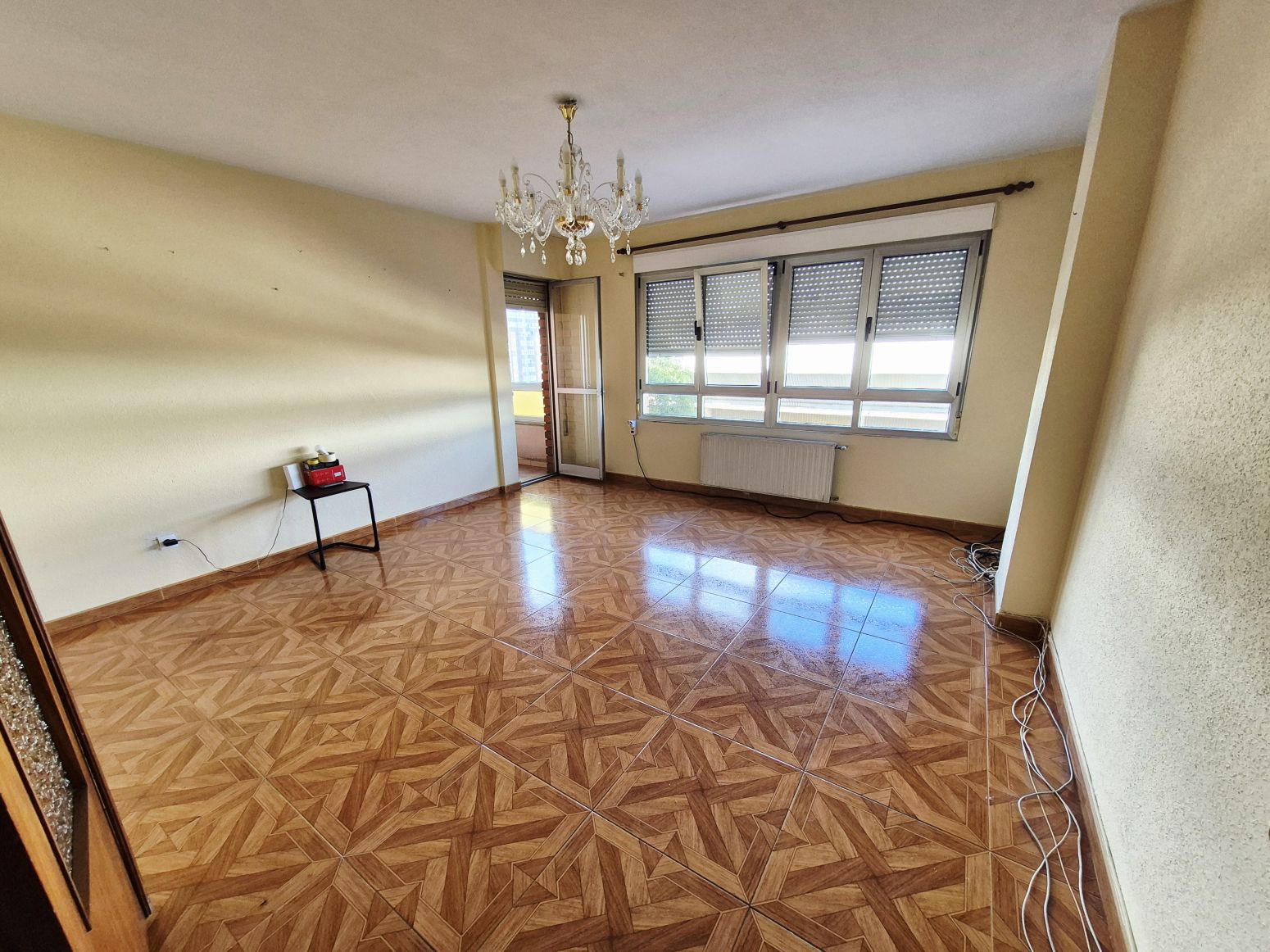Living room of Flat for sale in Avilés  with Heating, Parquet flooring and Terrace