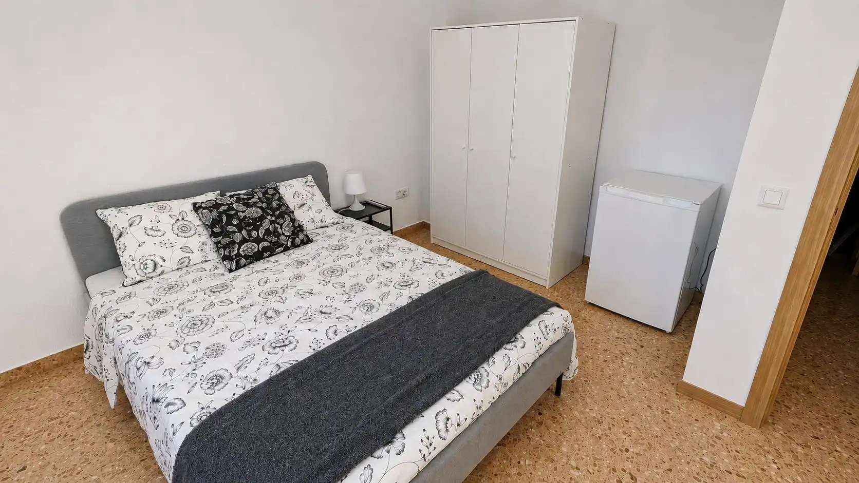 Bedroom of Flat for sale in Valencia  with Balcony