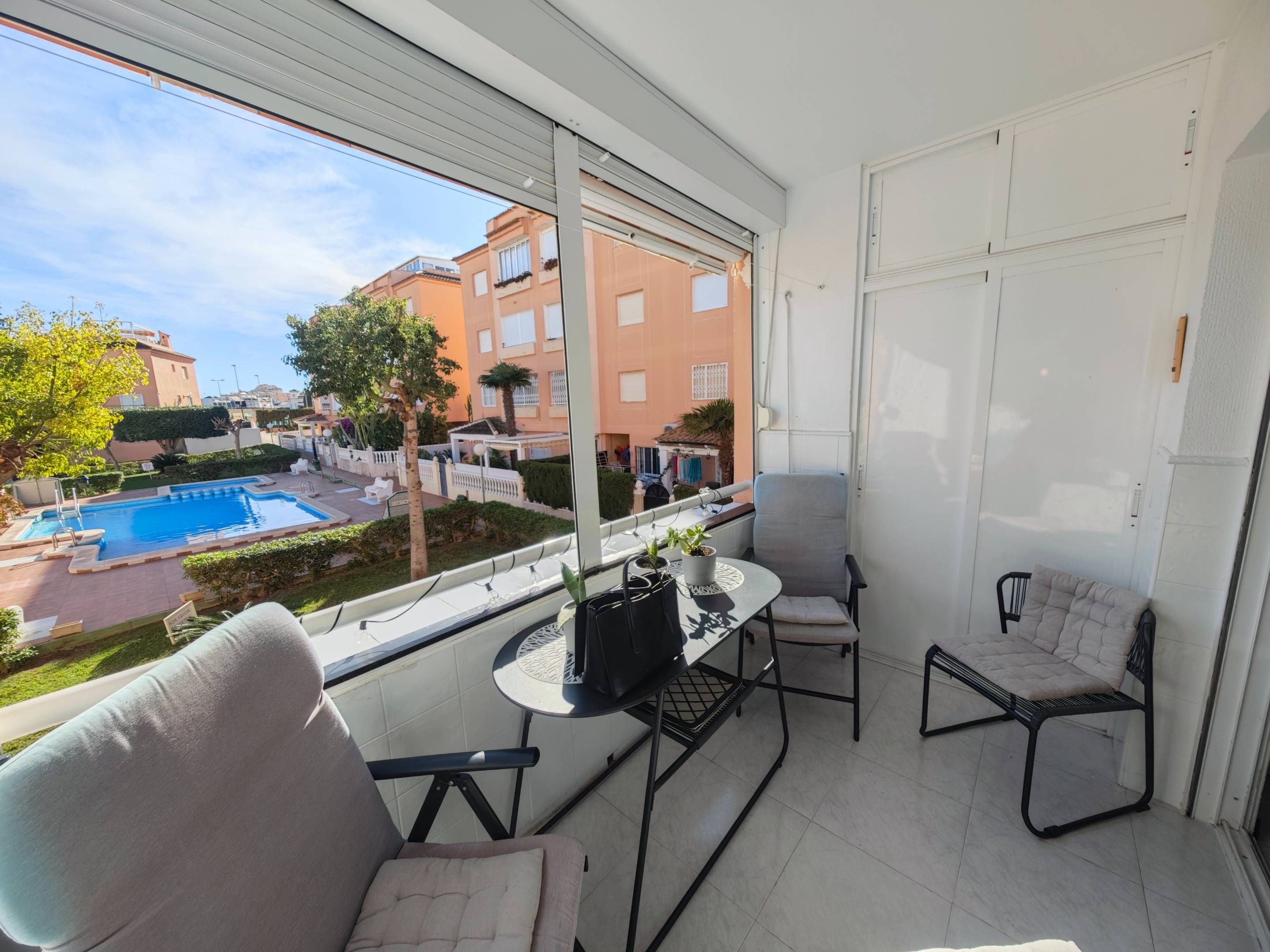 Balcony of House or chalet for sale in Torrevieja  with Air Conditioner, Heating and Terrace