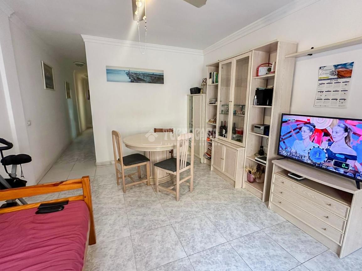 Living room of Flat for sale in Guía de Isora