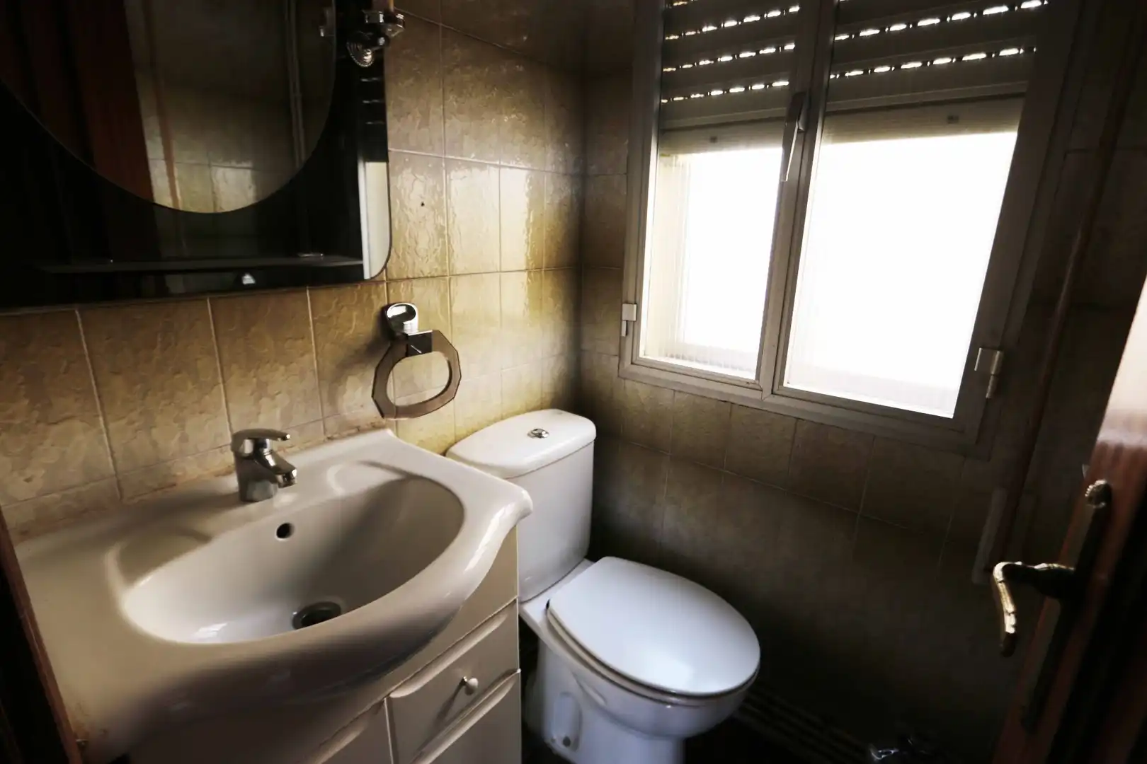 Bany de Dúplex en venda en Buitrago del Lozoya amb Calefacció