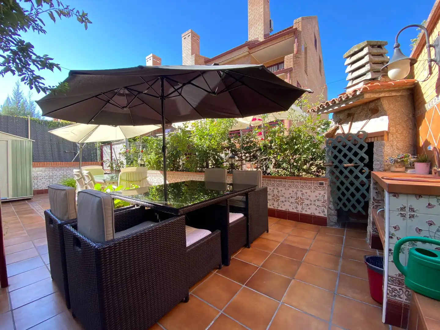 Casa adosada en venta en Valderas - Los Castillos