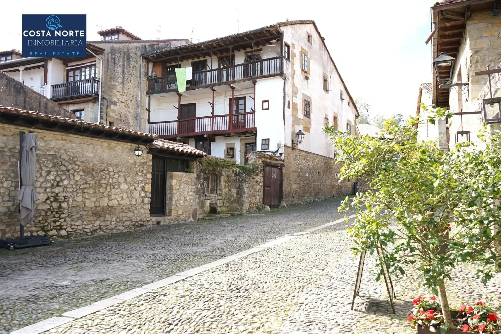 Edificio en venta en CARRERA, 17, Santillana del Mar