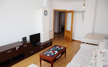 Living room of Flat for sale in Casarrubios del Monte