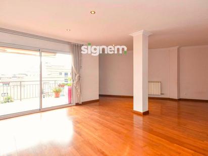 Bedroom of Duplex for sale in Manresa  with Heating, Parquet flooring and Terrace