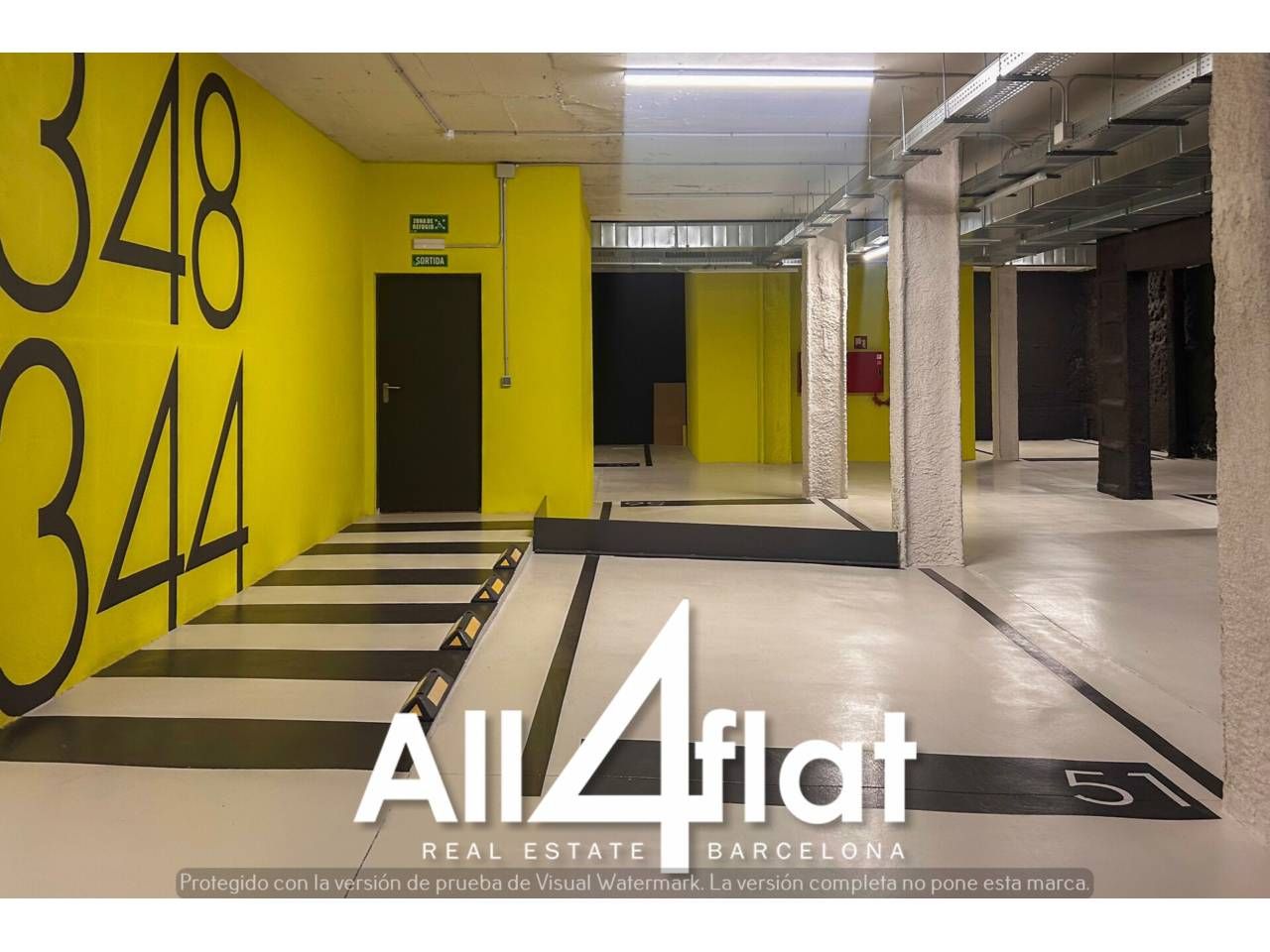 Außenansicht von Garage zur Miete in  Barcelona Capital