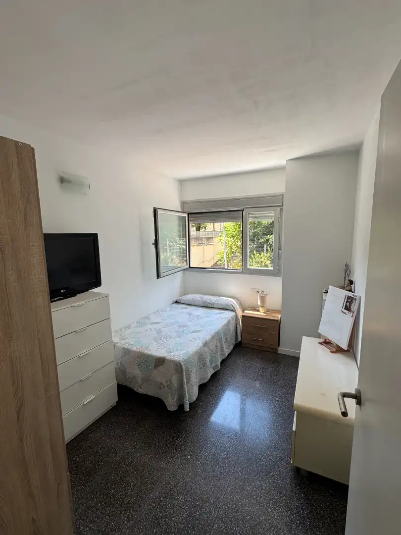 Habitación de Piso en venta en Barcelona con Calefacción, Amueblado y Horno