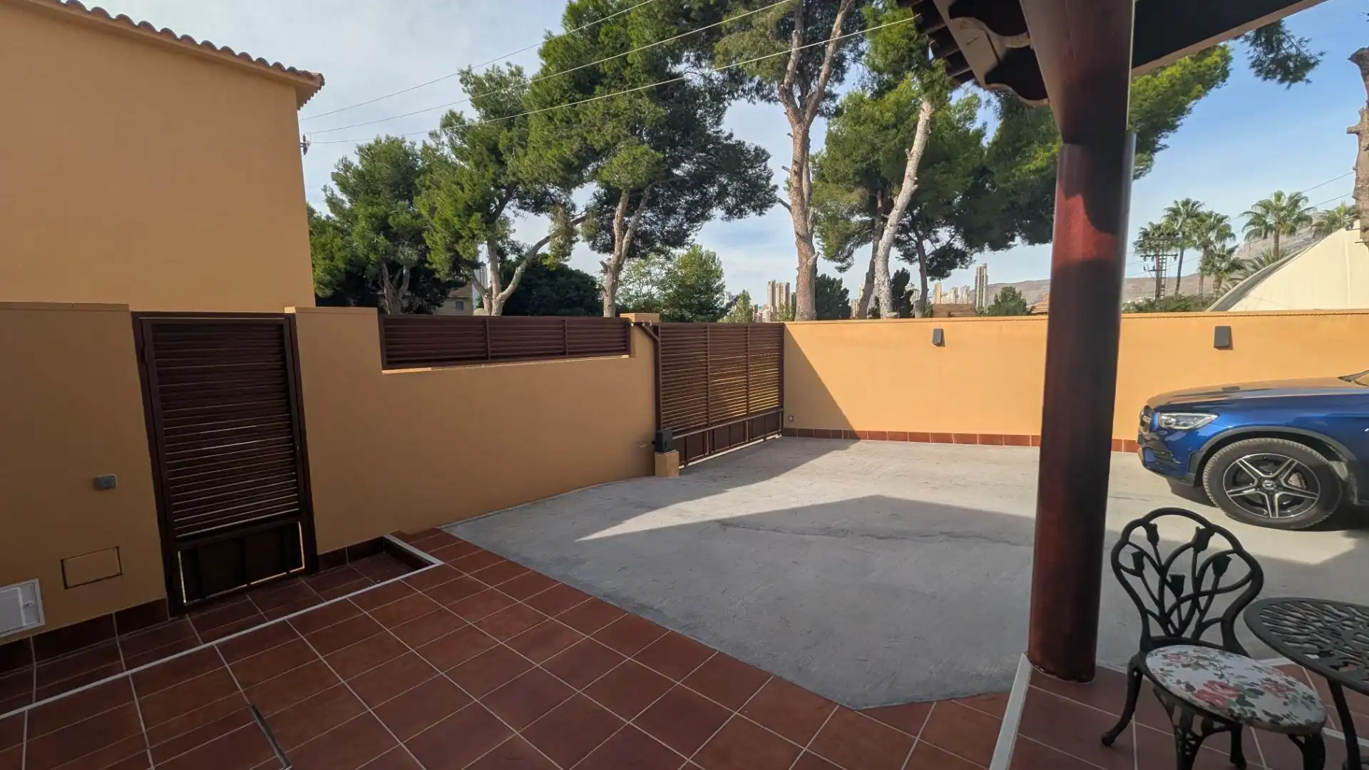 Casa aparellada amb piscina en venda a Rincón de Loix, imagen 8
