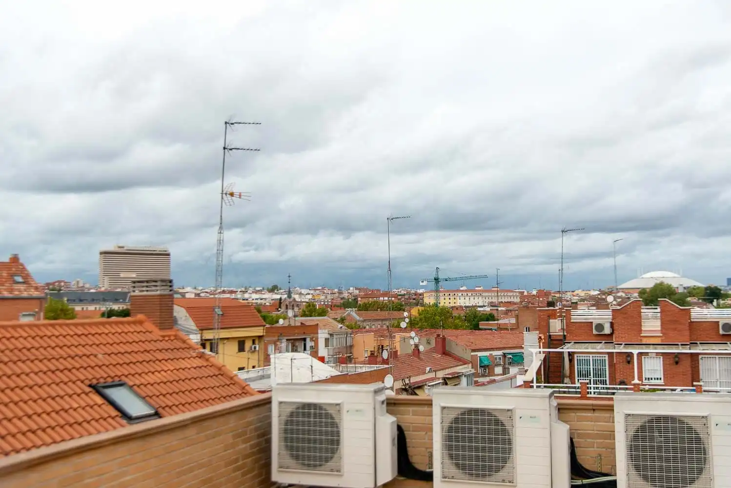 Vista exterior de Piso en venta en Madrid con Aire acondicionado, Calefacción y Terraza