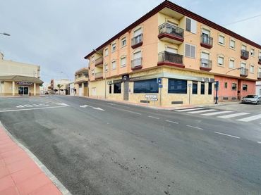 Locale commerciale in vendita a Calle SOL