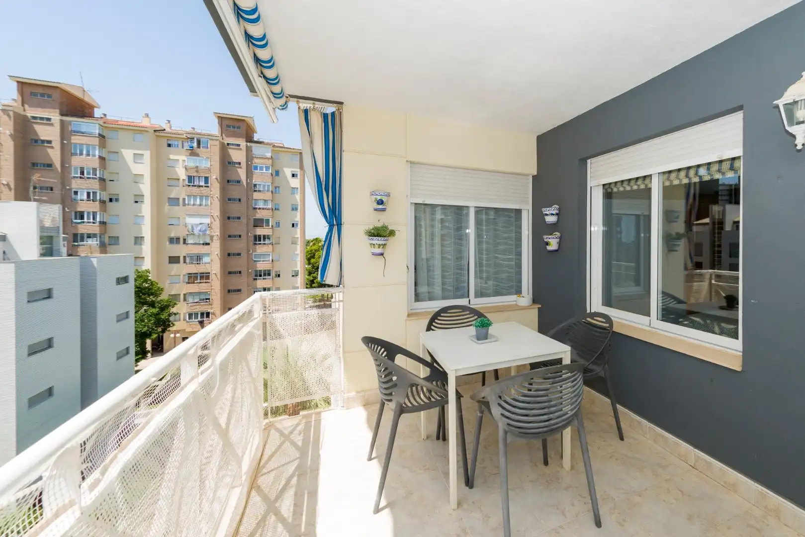 Terrasse von Wohnungen zum Verkauf in Benicasim / Benicàssim mit Privatgarten, Terrasse und Gemeinschaftspool