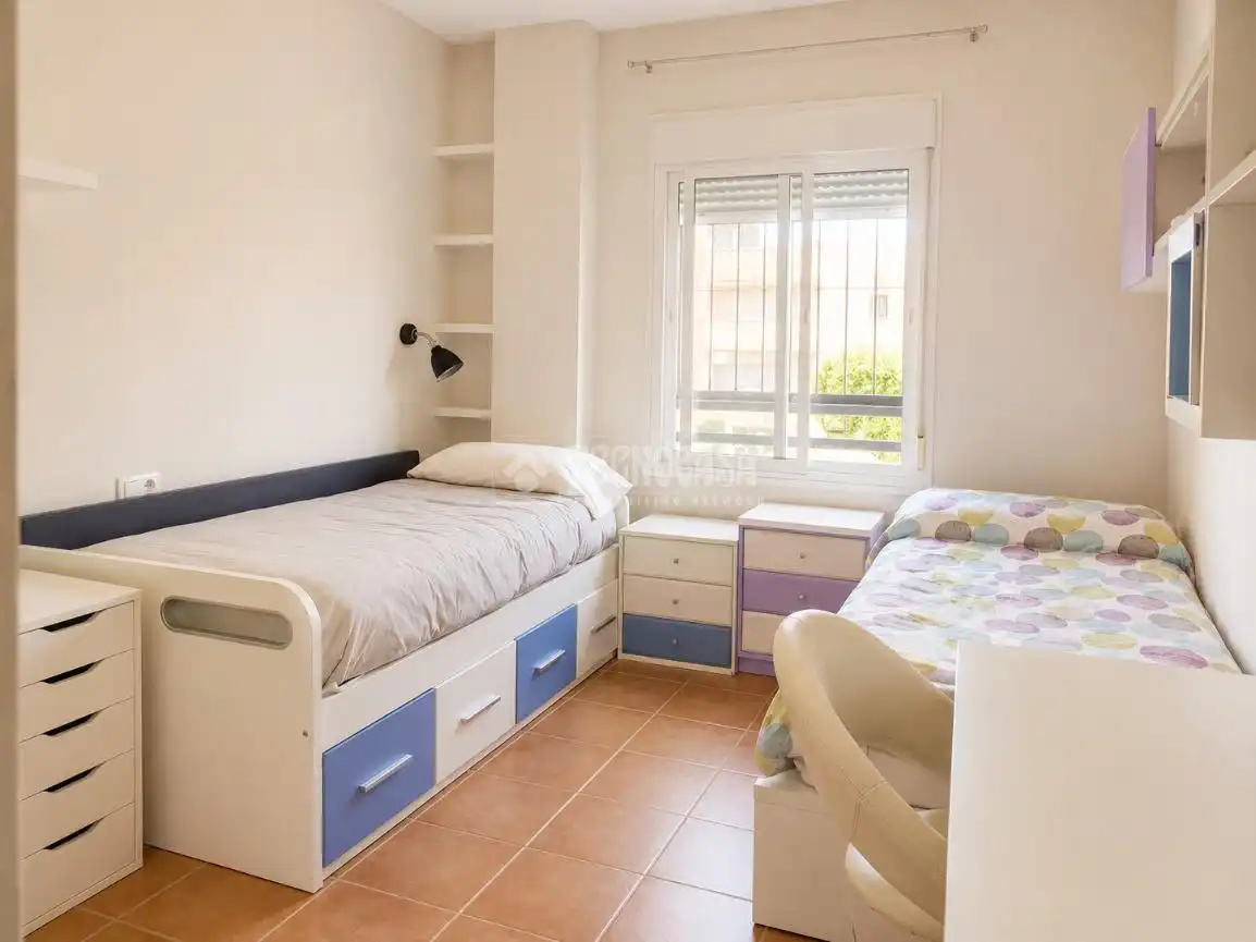 Habitación de Casa adosada en venta en Rincón de la Victoria