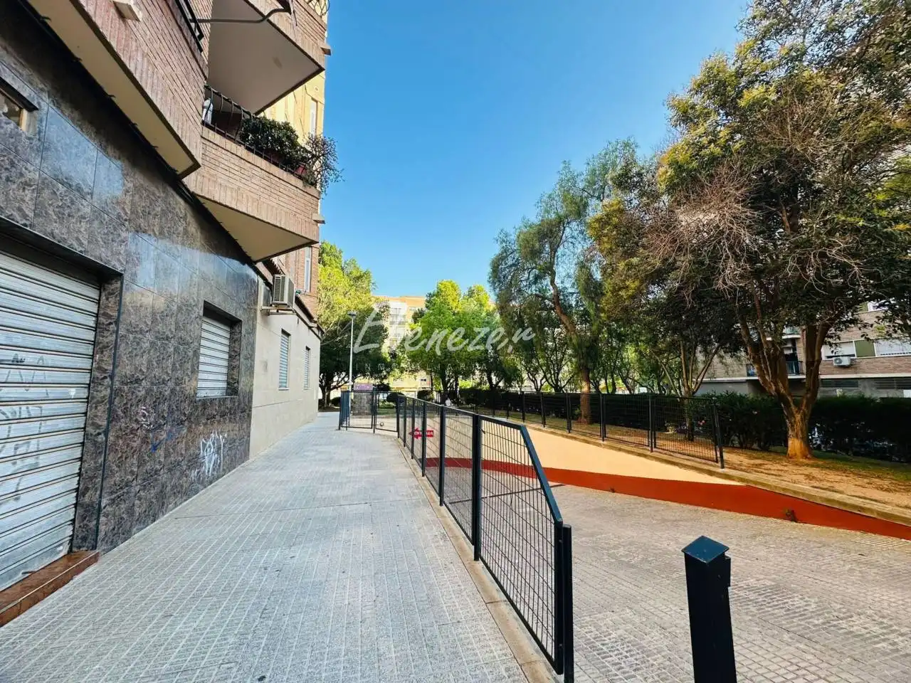 Local comercial en venta en Zeus, imagen 2
