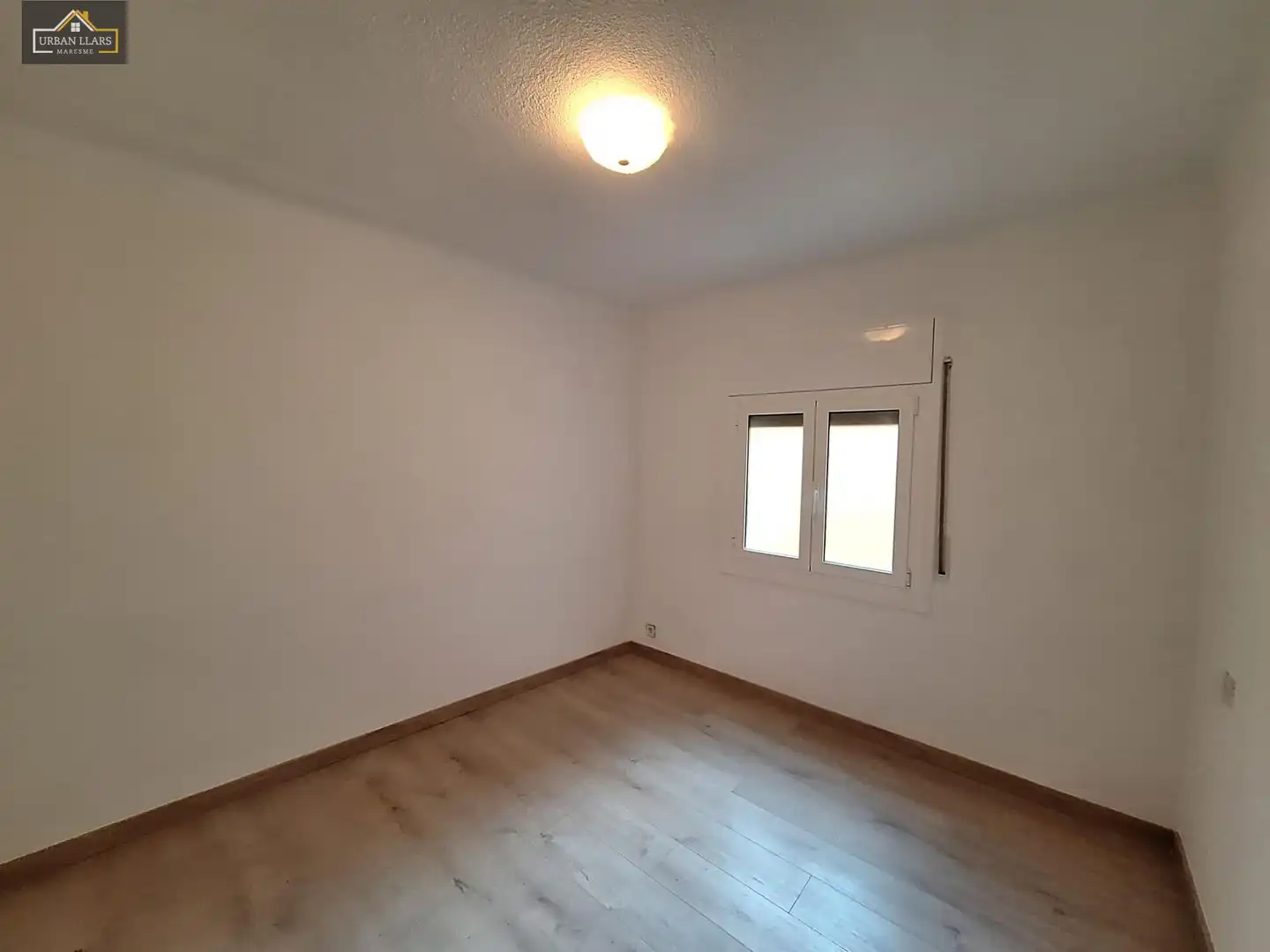 Dormitori de Dúplex en venda en Arenys de Mar amb Parquet