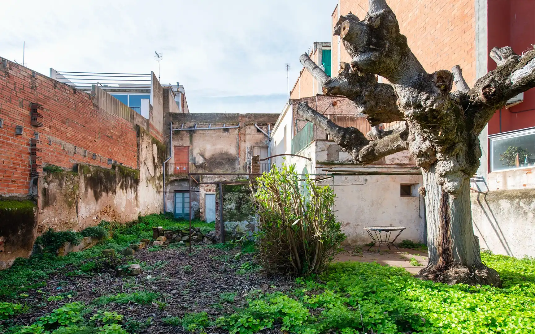 Vista exterior de Casa o xalet en venda en Malgrat de Mar amb Jardí privat, Terrassa i Balcó