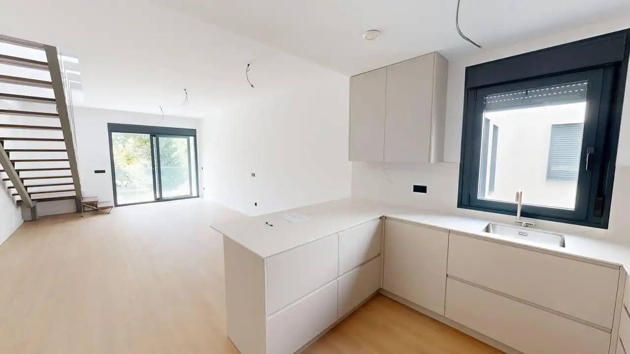 Cocina de Dúplex en venta en Jaén con Aire acondicionado, Calefacción y Terraza