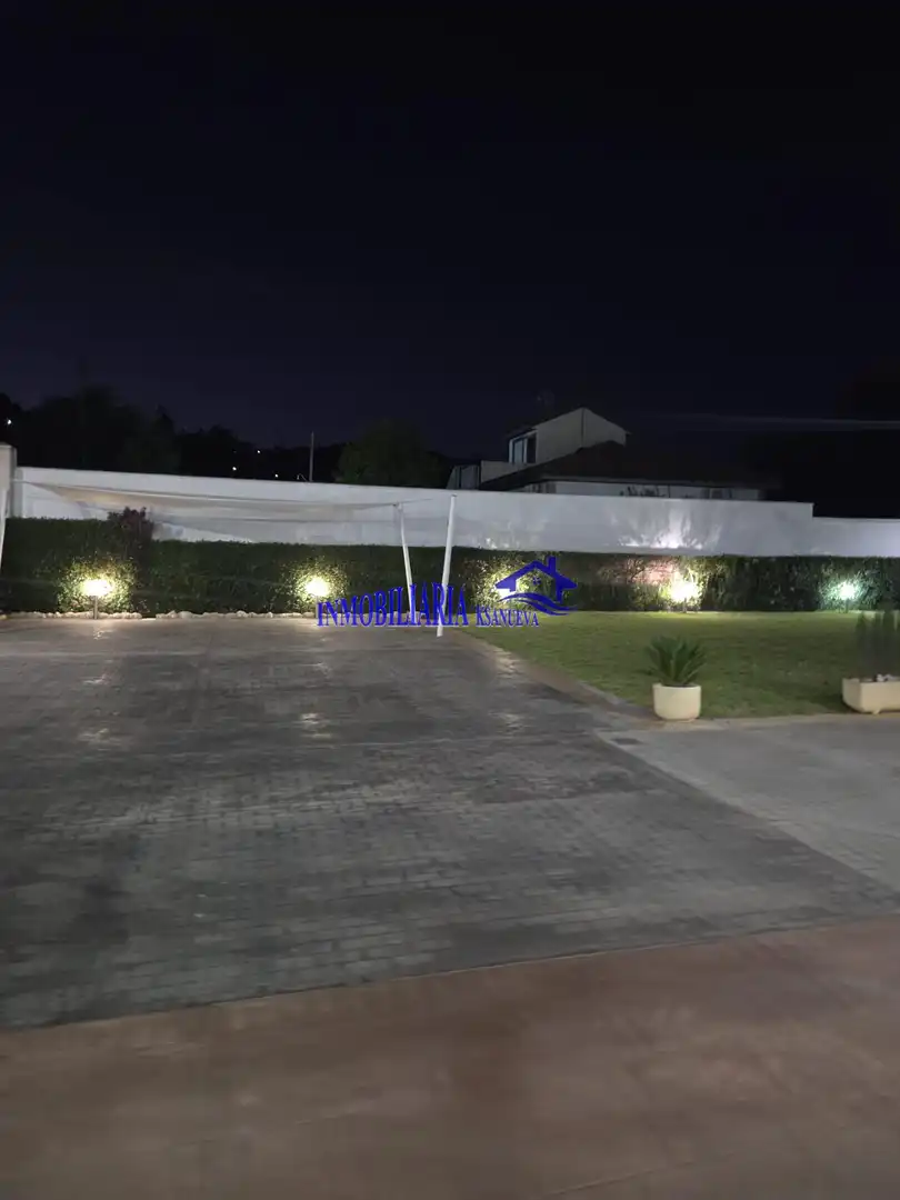 Parking of Houses for sale in Córdoba  with Swimming Pool