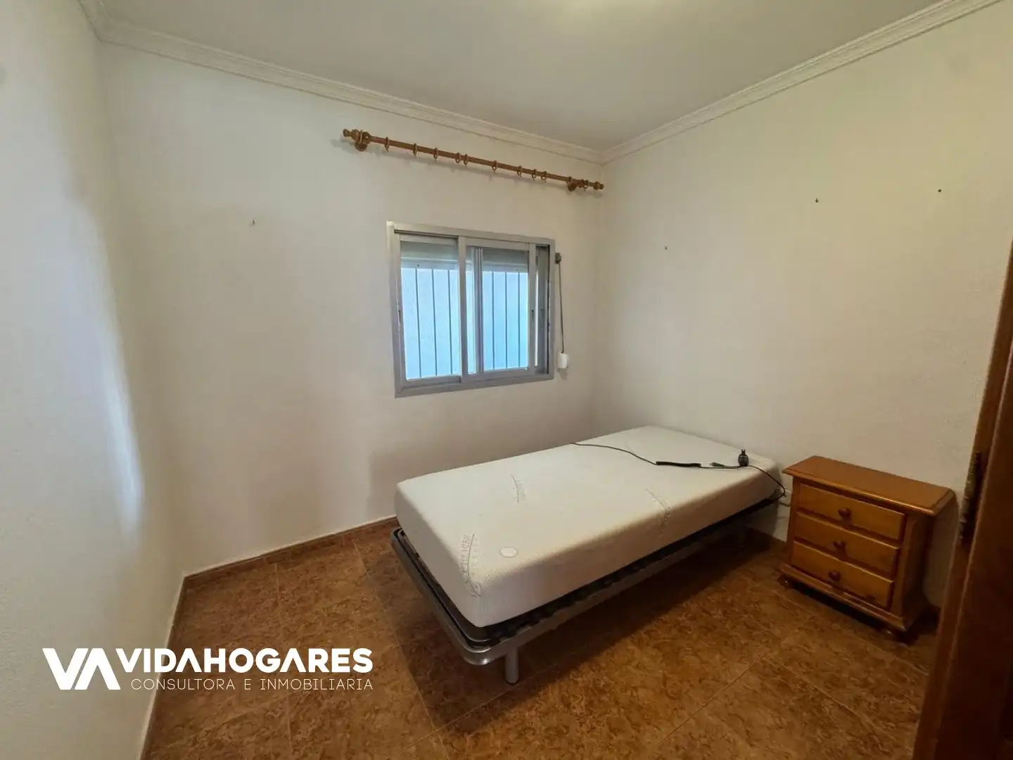 Bedroom of Flat for sale in Rota