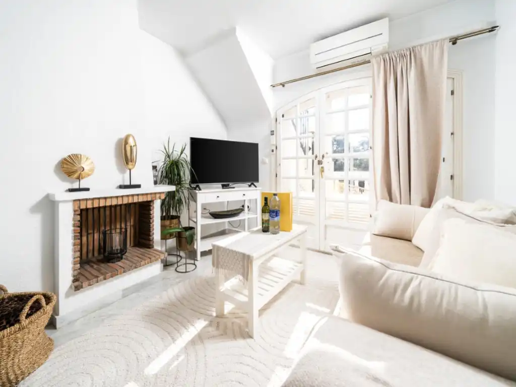 Apartment with pool for sale in Avenida Alfredo Nobel 18, imagen 4