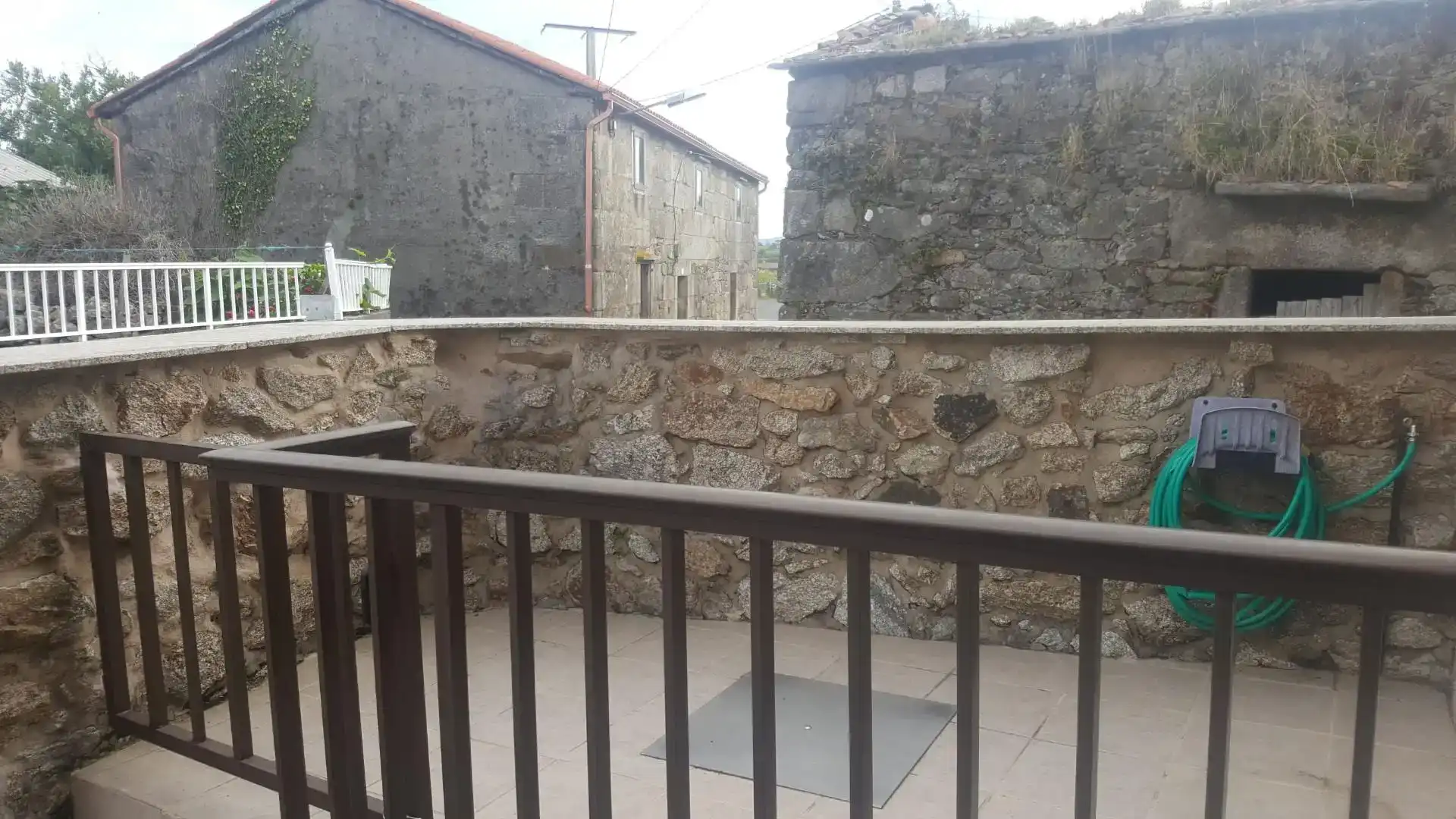 Terrassa de Finca rústica en venda en Mazaricos amb Moblat, Forn i Rentadora