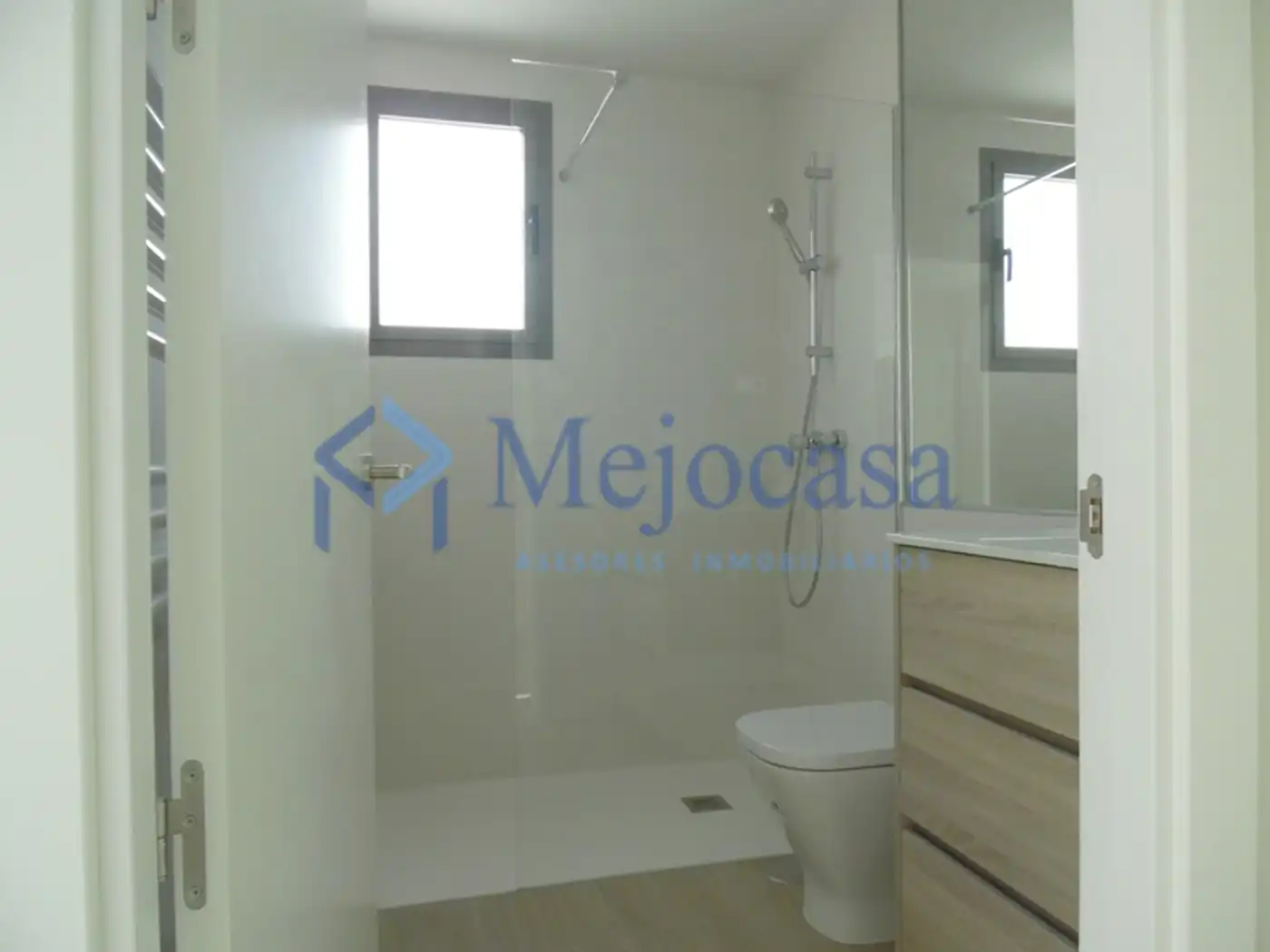 Baño de Ático en venta en Madrid con Aire acondicionado, Calefacción y Terraza