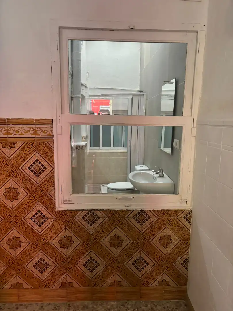 Bany de Pis en venda en Sagunto / Sagunt amb Moblat i Rentadora