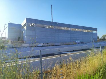 Nau industrial de lloguer a La Granada
