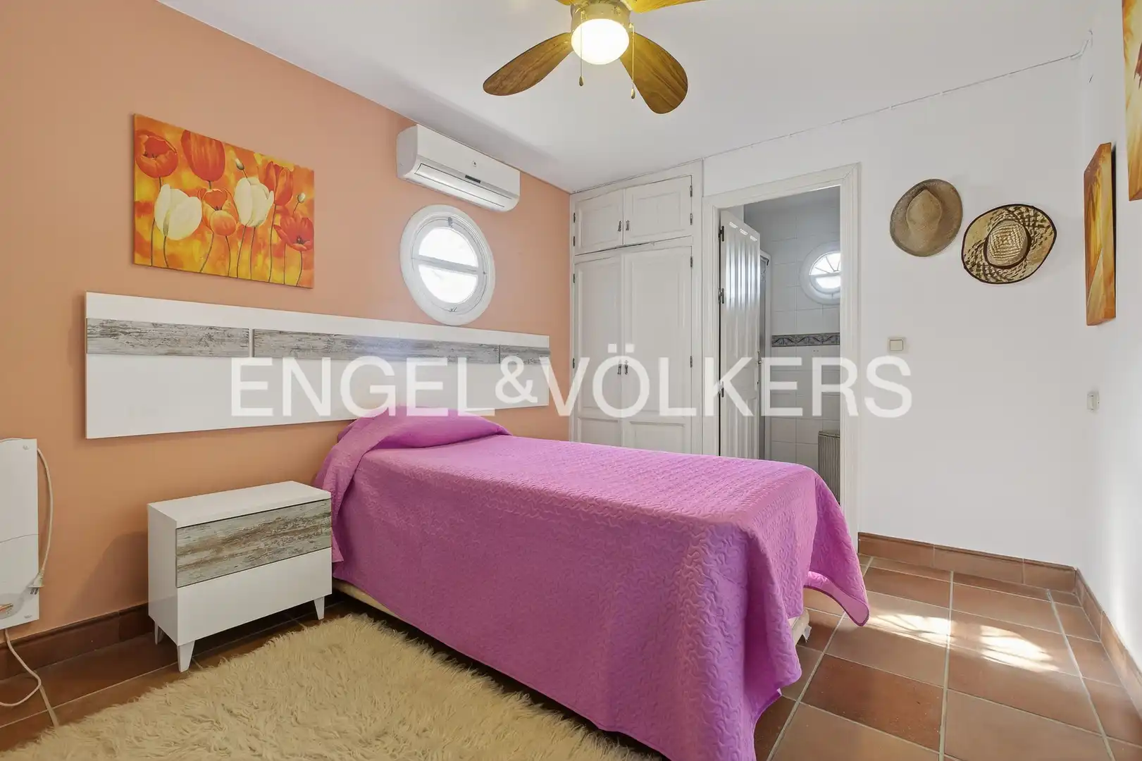 Bedroom of Houses for sale in Morón de la Frontera  with Air Conditioner, Heating and Private garden
