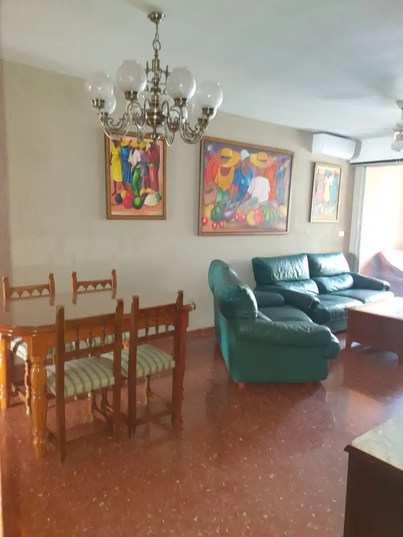 Living room of Flat for rent in Jaén  with Air Conditioner, Heating and Terrace
