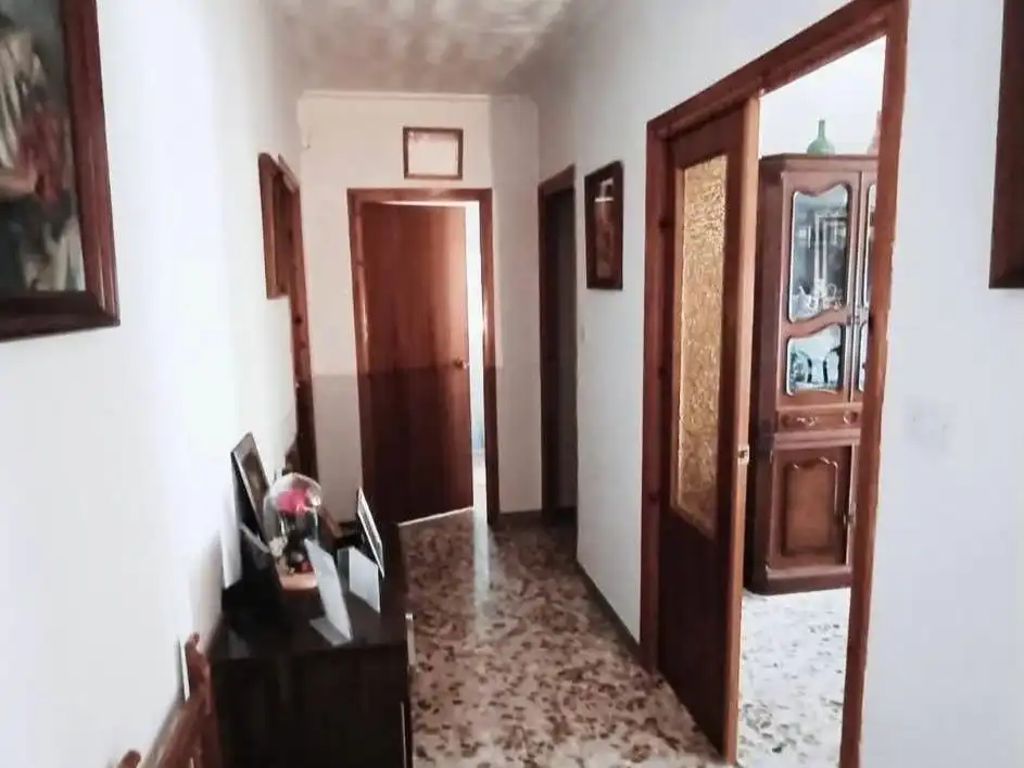 Casa con jardín en venta en Calle Calderón de la Barca 29, imagen 4