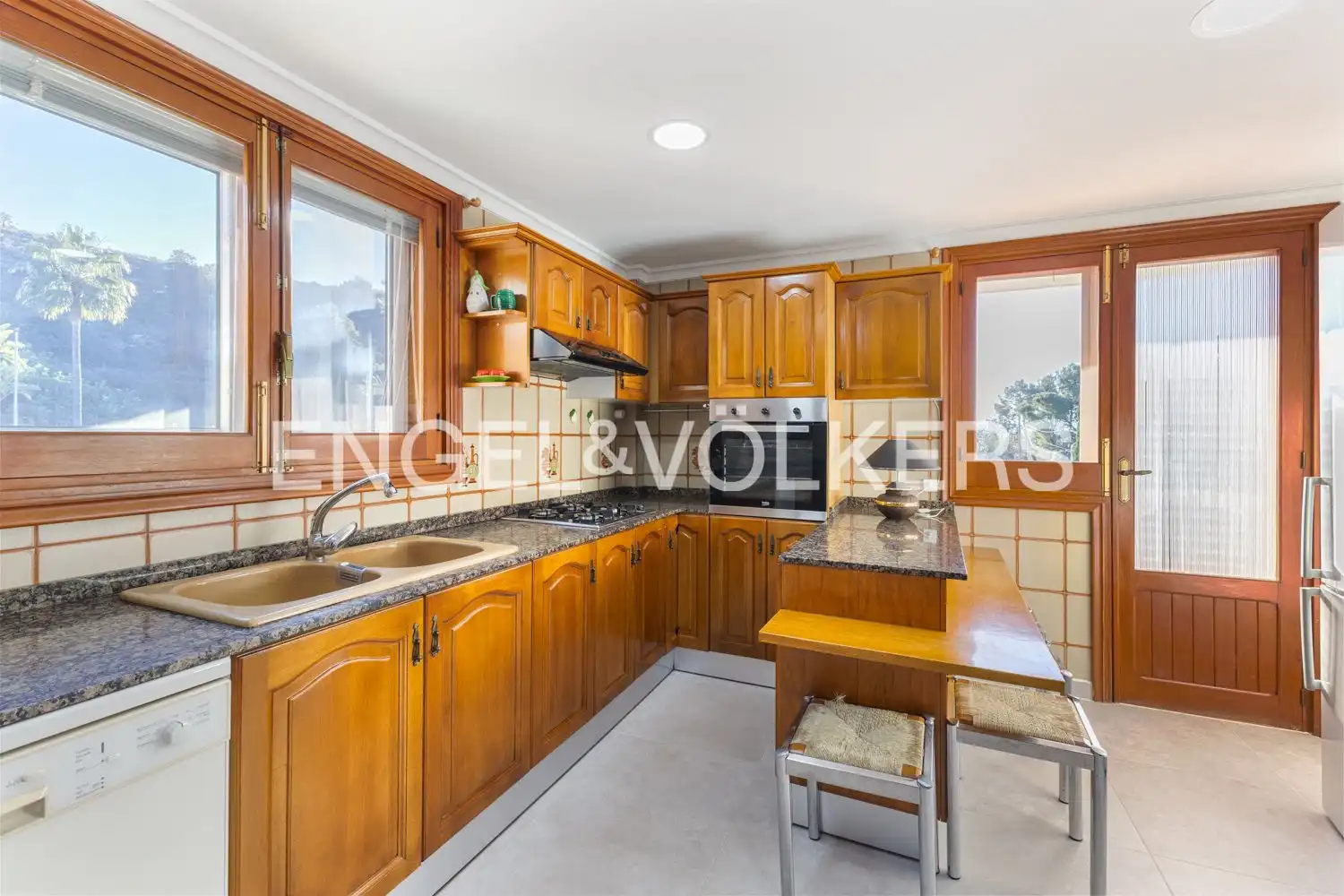 Cocina de Casa o chalet en venta en Pedralba con Calefacción, Jardín privado y Terraza