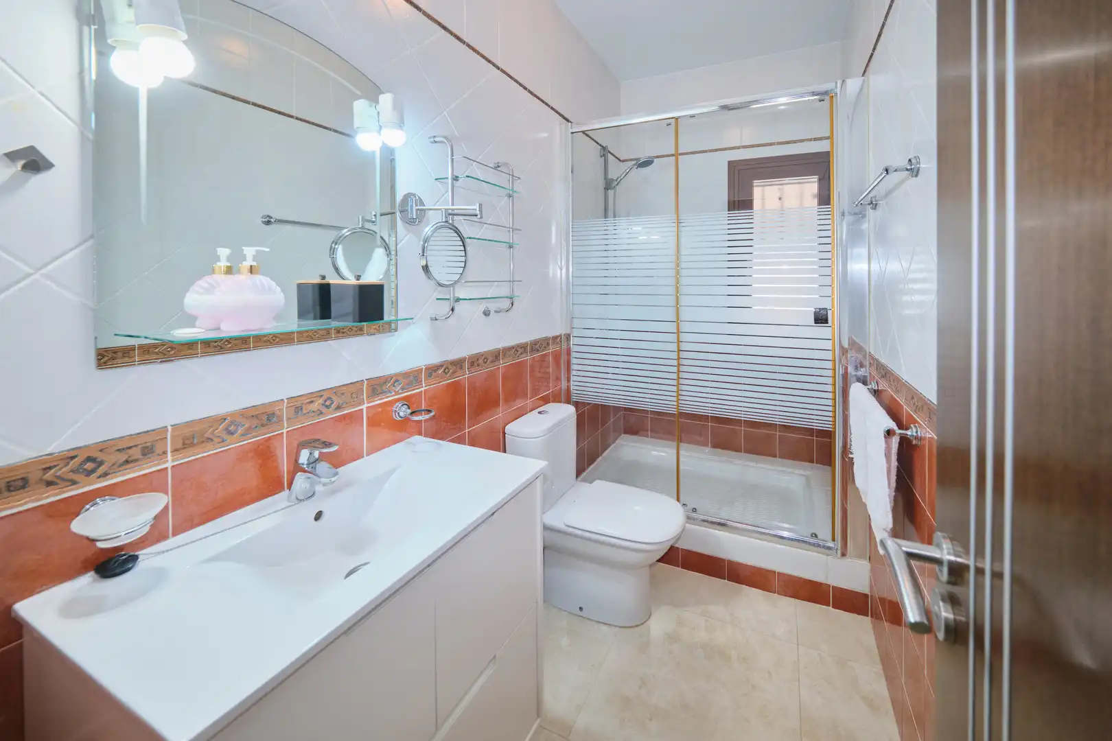 Baño de Casa o chalet en venta en Almuñécar con Aire acondicionado, Terraza y Piscina