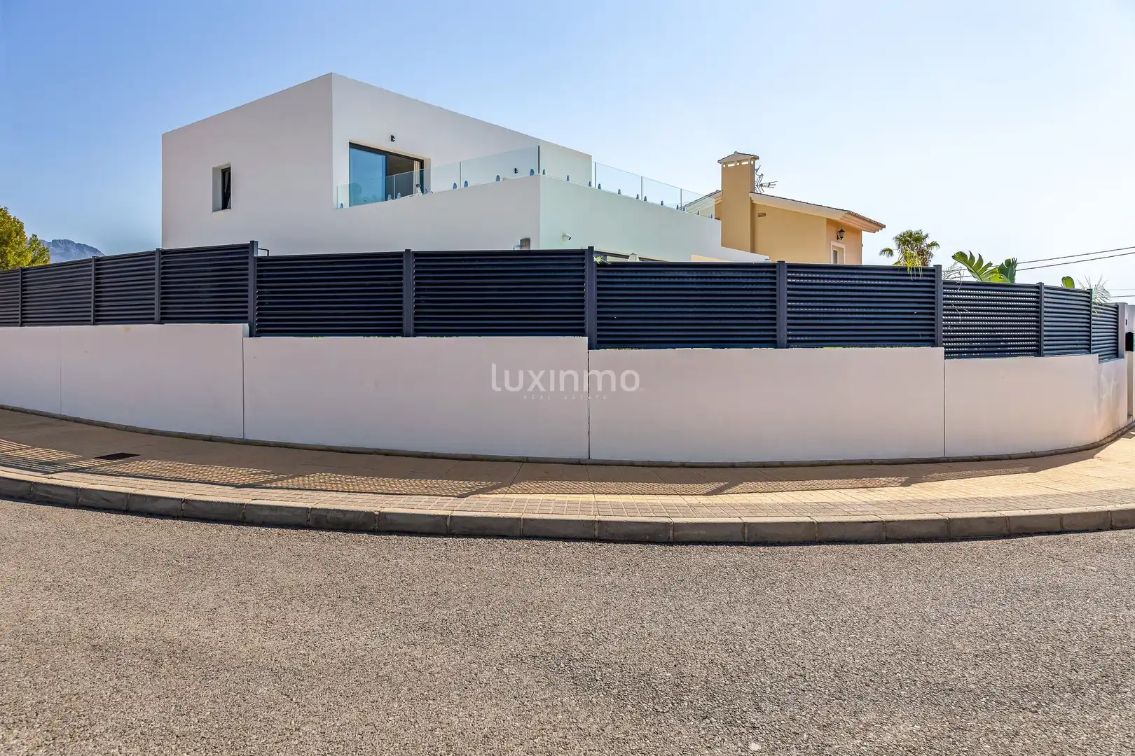 Vista exterior de Casa o chalet en venta en La Nucia con Aire acondicionado, Calefacción y Terraza