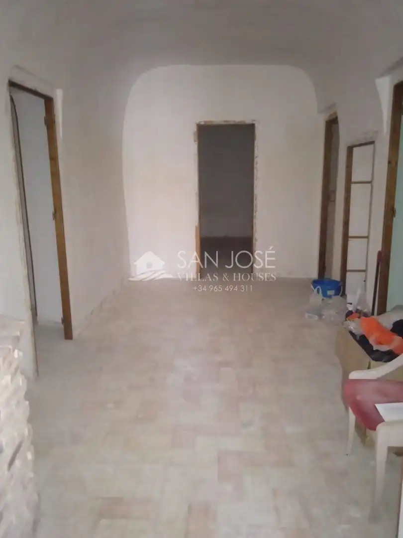 Casa o xalet en venda en Crevillent amb Terrassa, Traster i Piscina