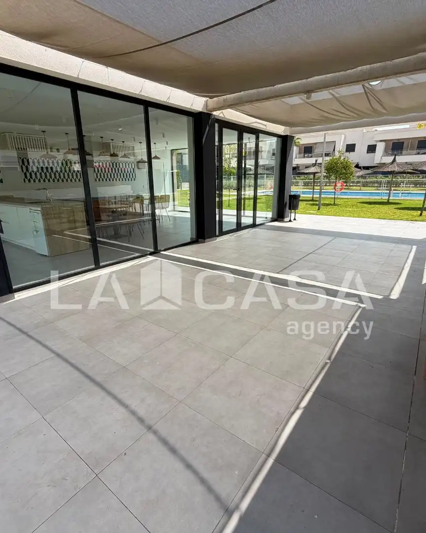Casa a schiera con piscina in vendita a Entrenúcleos, imagen 42