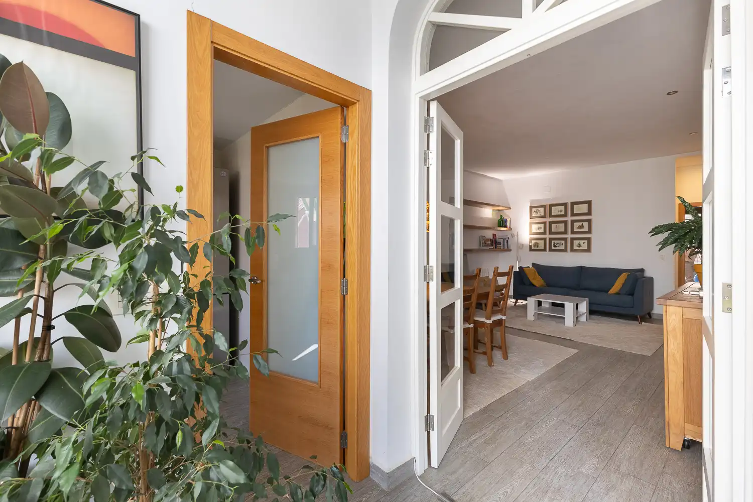 Wohnung zur Miete in Valencia mit Klimaanlage, Heizung und Parkett