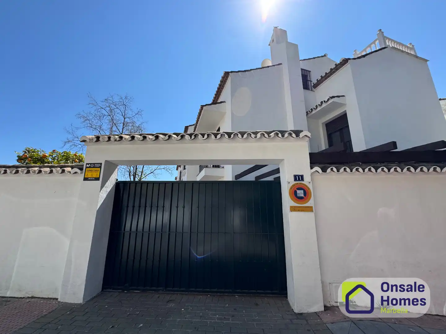 Exterior view of Detached homes for sale in Marbella  with Terrace, Balcony and Alarm
