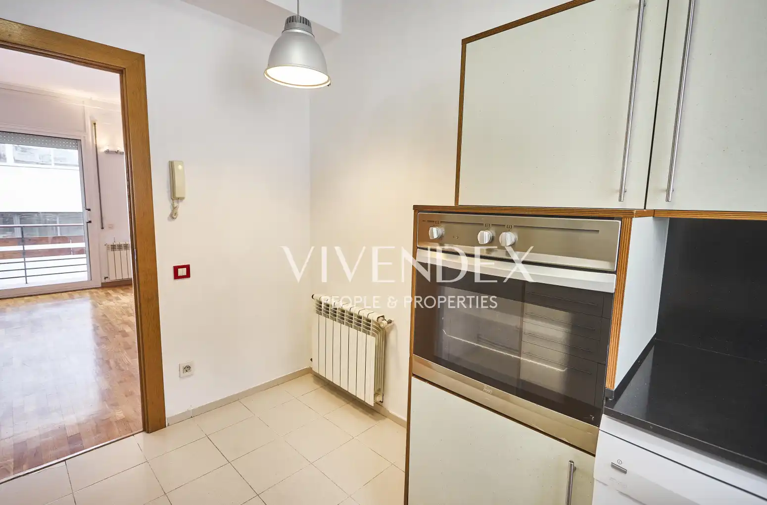 Kitchen of Flat for sale in Barcelona  with Heating, Parquet flooring and Balcony