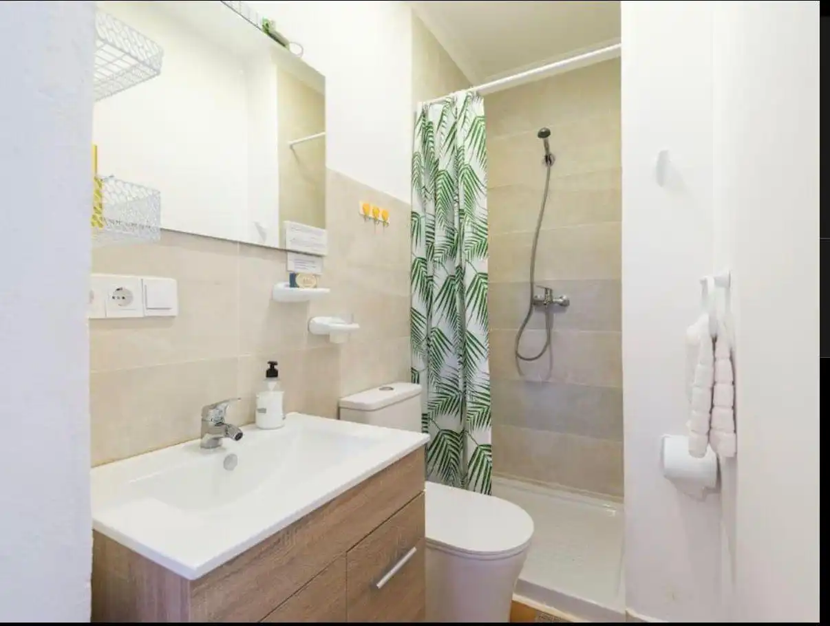 Bathroom of Country homes for sale in Gáldar  with Air Conditioner, Private garden and Parquet flooring