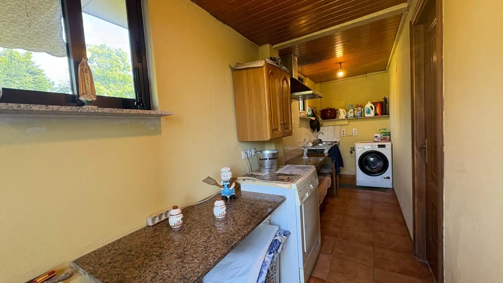 Cuina de Casa o xalet en venda en Mugardos amb Calefacció