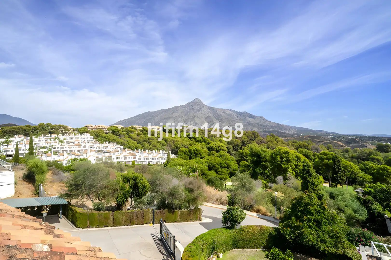 Reihenhaus mit Pool zum Verkauf in Nueva Andalucía, imagen 2