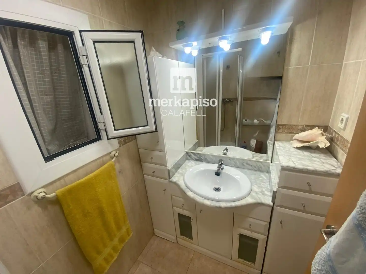 Baño de Piso en venta en Calafell con Calefacción y Terraza
