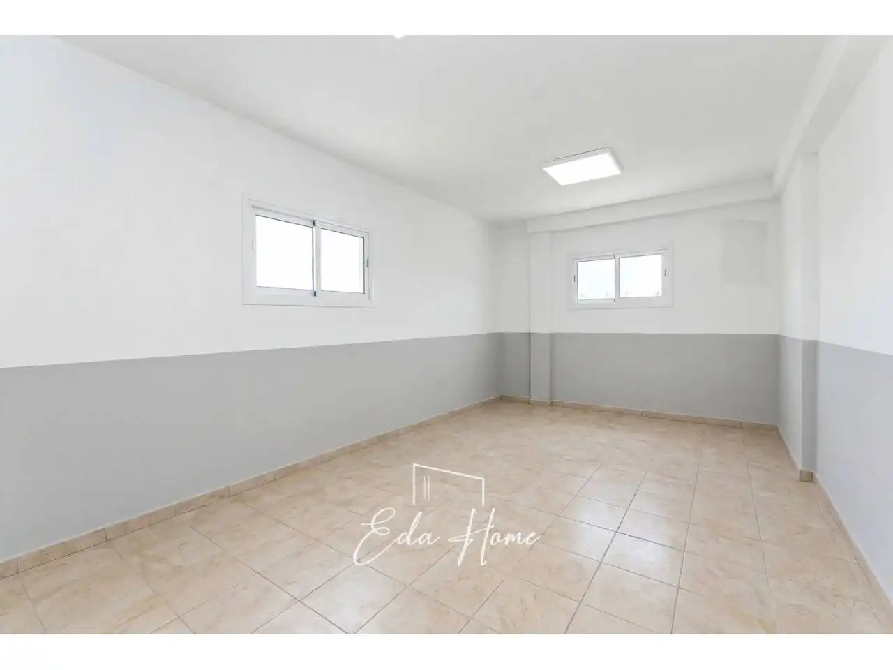Habitación de Casa o chalet en venta en La Bisbal del Penedès con Aire acondicionado, Calefacción y Jardín privado