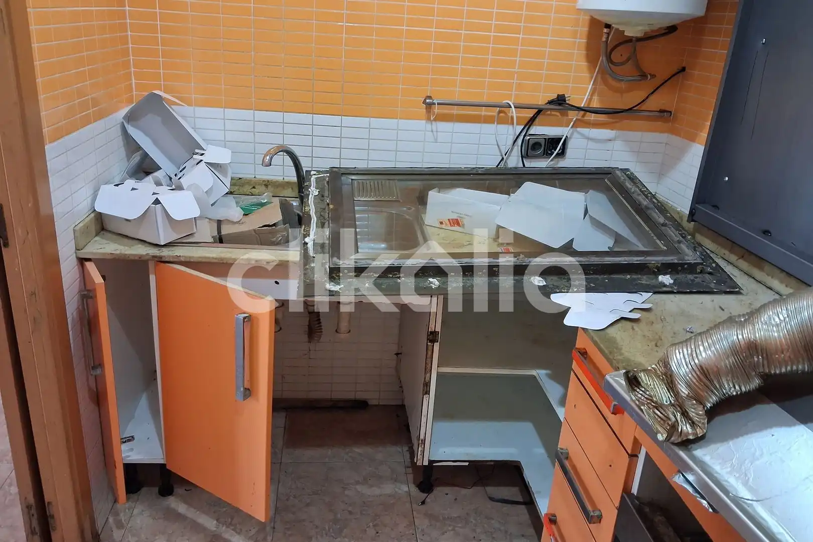 Cuina de Casa o xalet en venda en Barcelona