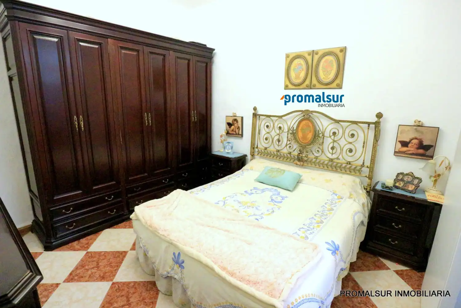 Habitación de Piso en venta en Puente Genil con Aire acondicionado