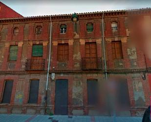 Vista exterior de Residencial en venda en León Capital 