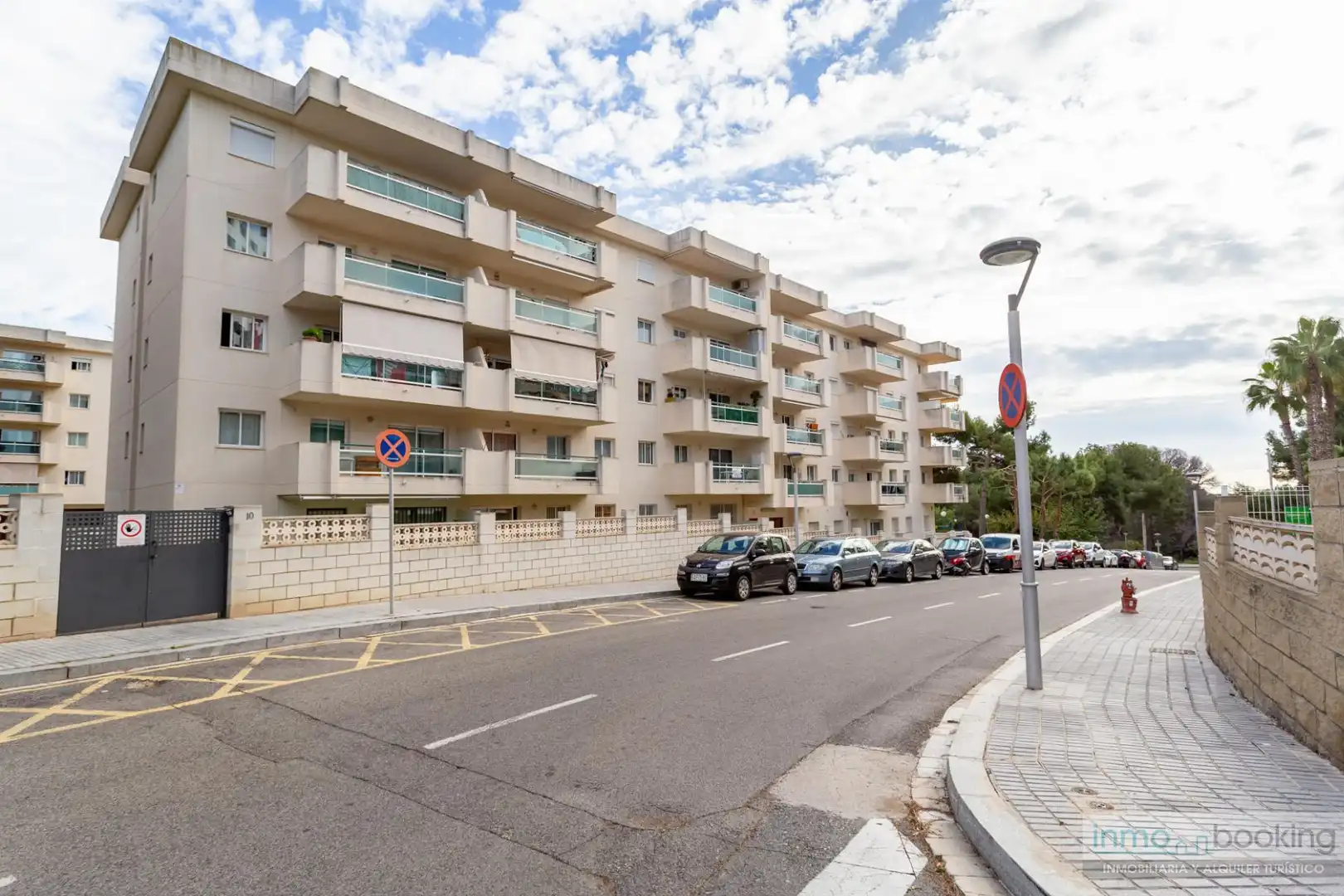 Außenansicht von Wohnungen zum Verkauf in Salou mit Klimaanlage, Heizung und Gemeinschaftspool