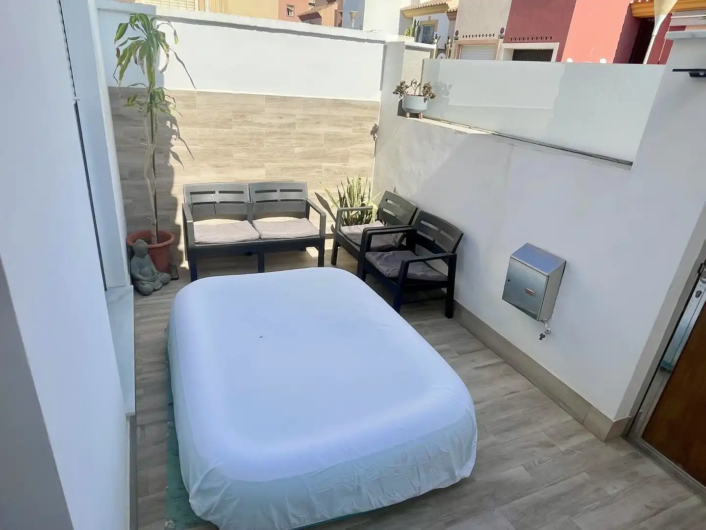 Terraza de Casa adosada en venta en Almería con Aire acondicionado, Parquet y Amueblado